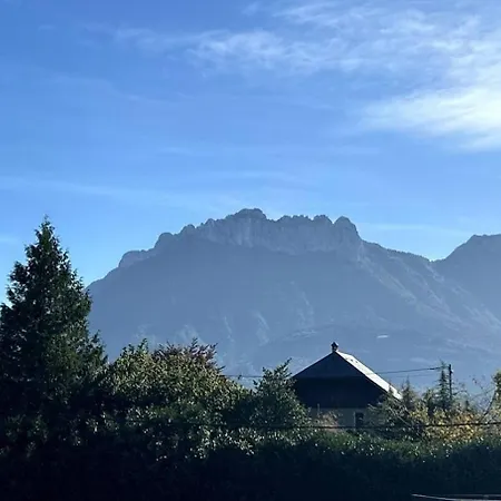 شقة Between And Mountains *